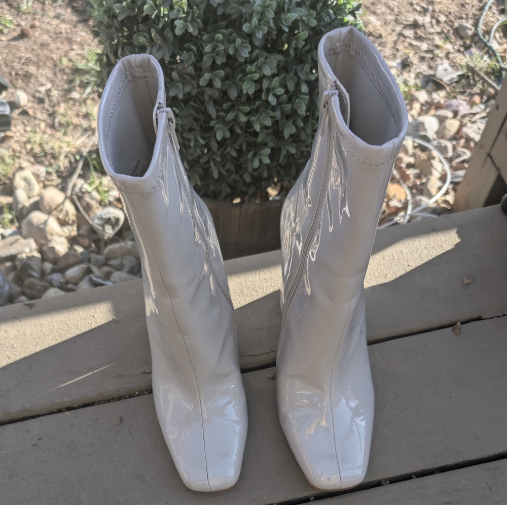 Steve Madden Boot Lynden Square Toe Side Zip Block Heel Ankle Boot Bone   Sz 8.5 - Picture 4 of 12